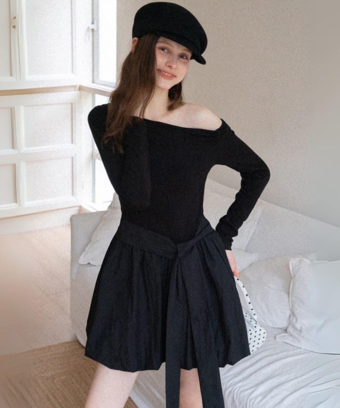 アシンメトリーネックバルーンスカートミニワンピース