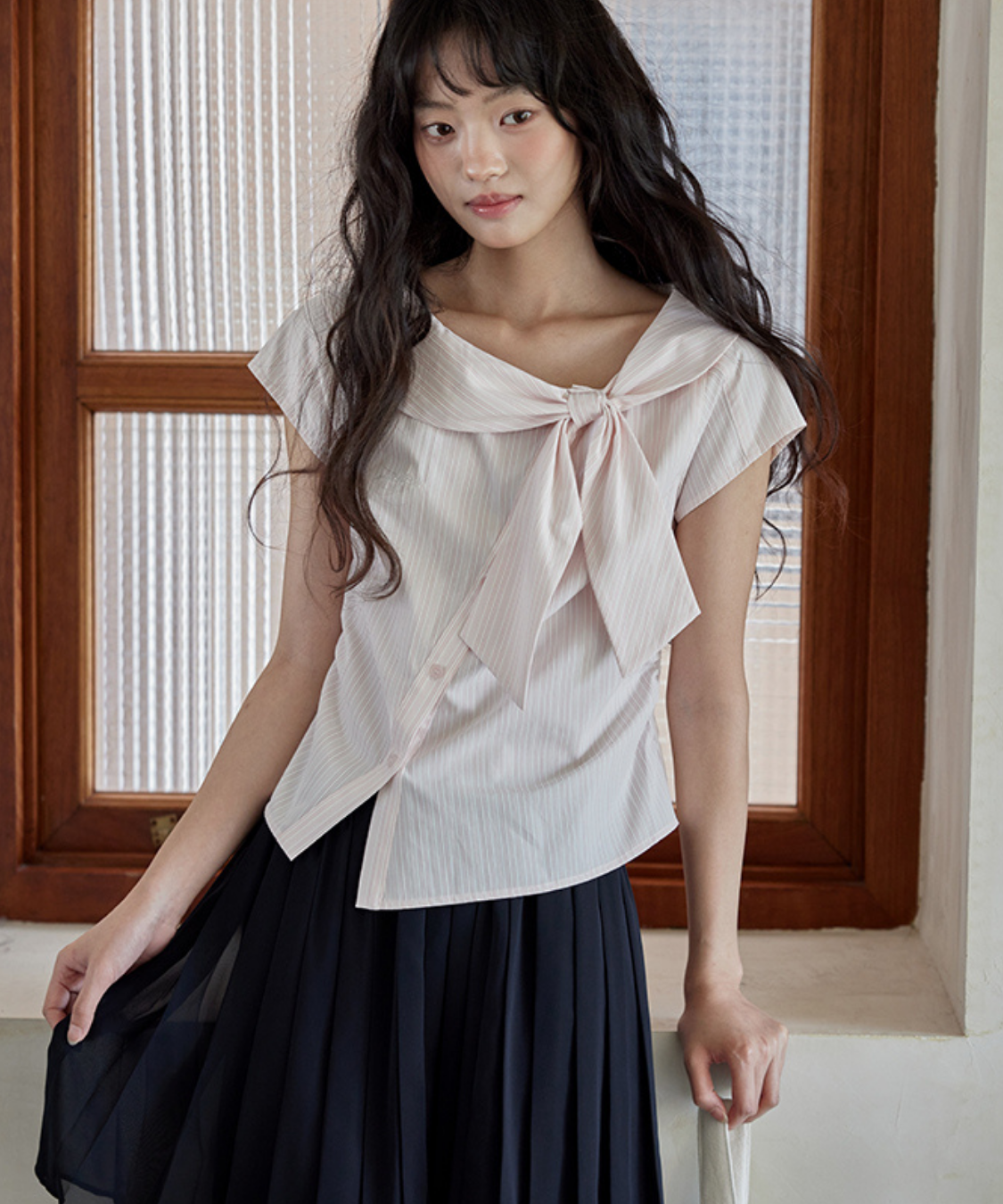 ショールカラービッグリボンストライプブラウス