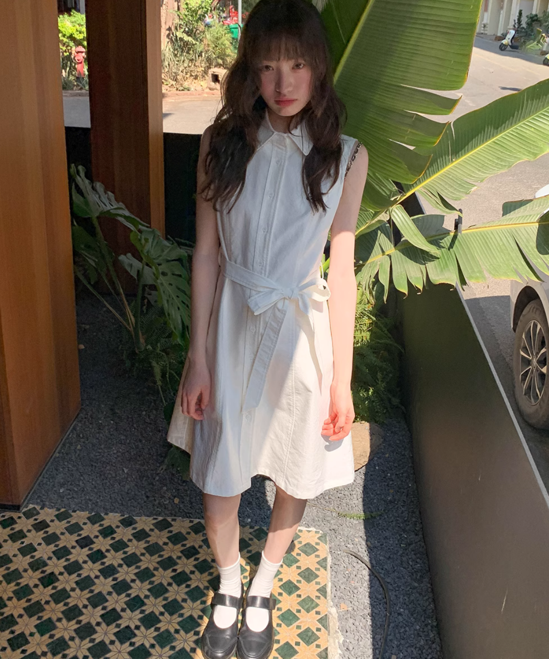 ノースリーブウエストリボン付きシャツカラーワンピース
