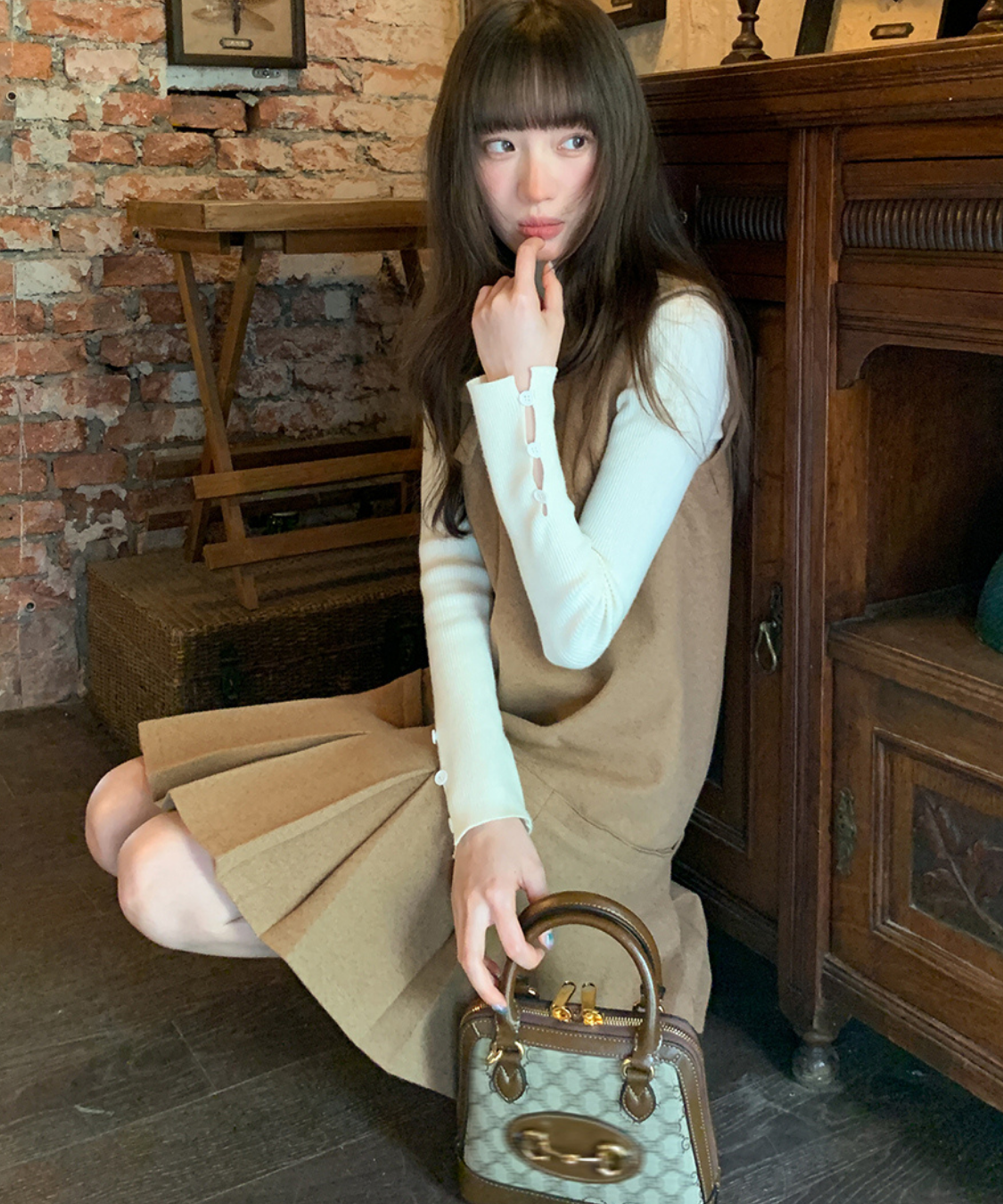 セーラー風カラーリボン付きボックスプリーツワンピース