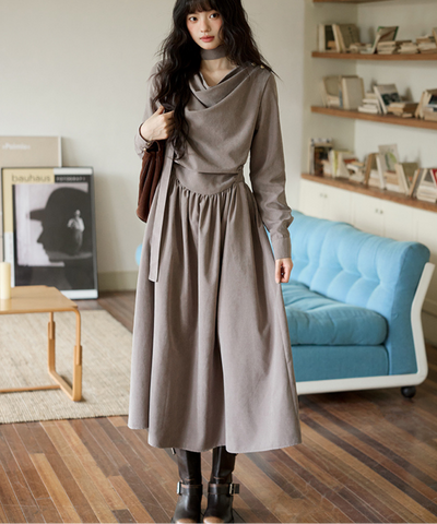 ウエストギャザードレープネックロングワンピース