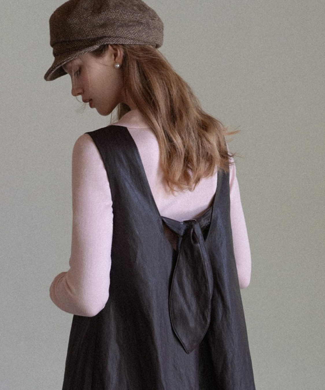 フェイクレザーバックリボンAラインジャンパースカート