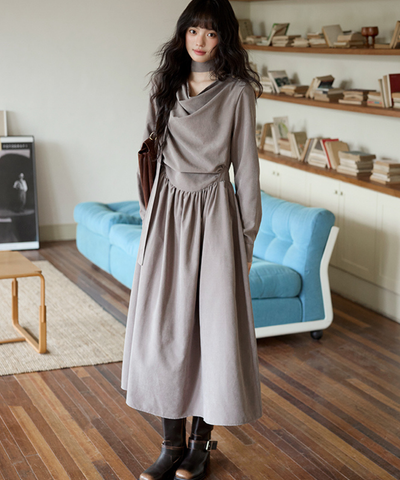 ウエストギャザードレープネックロングワンピース