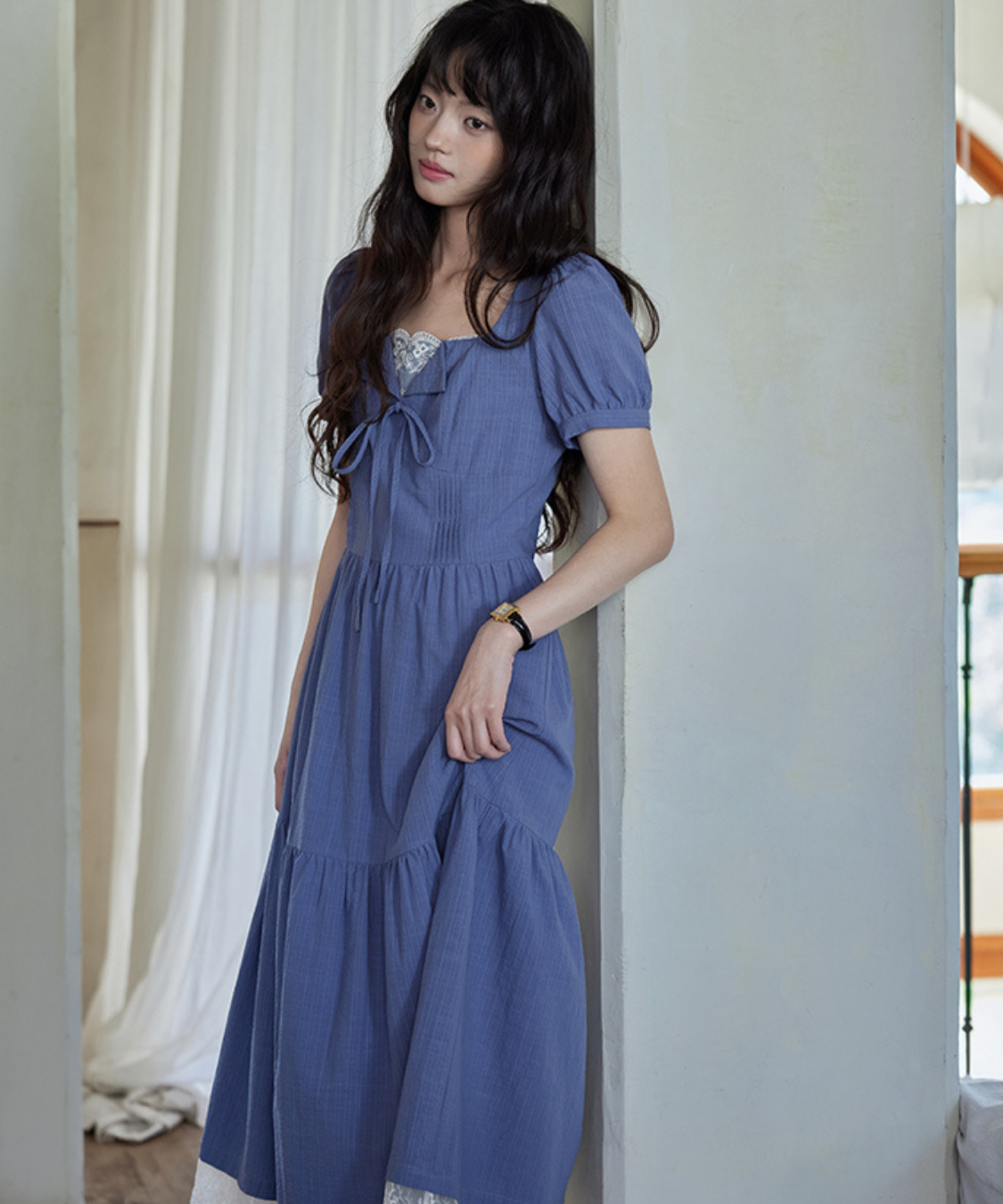 レースレイヤード風フロントリボンティアードワンピース