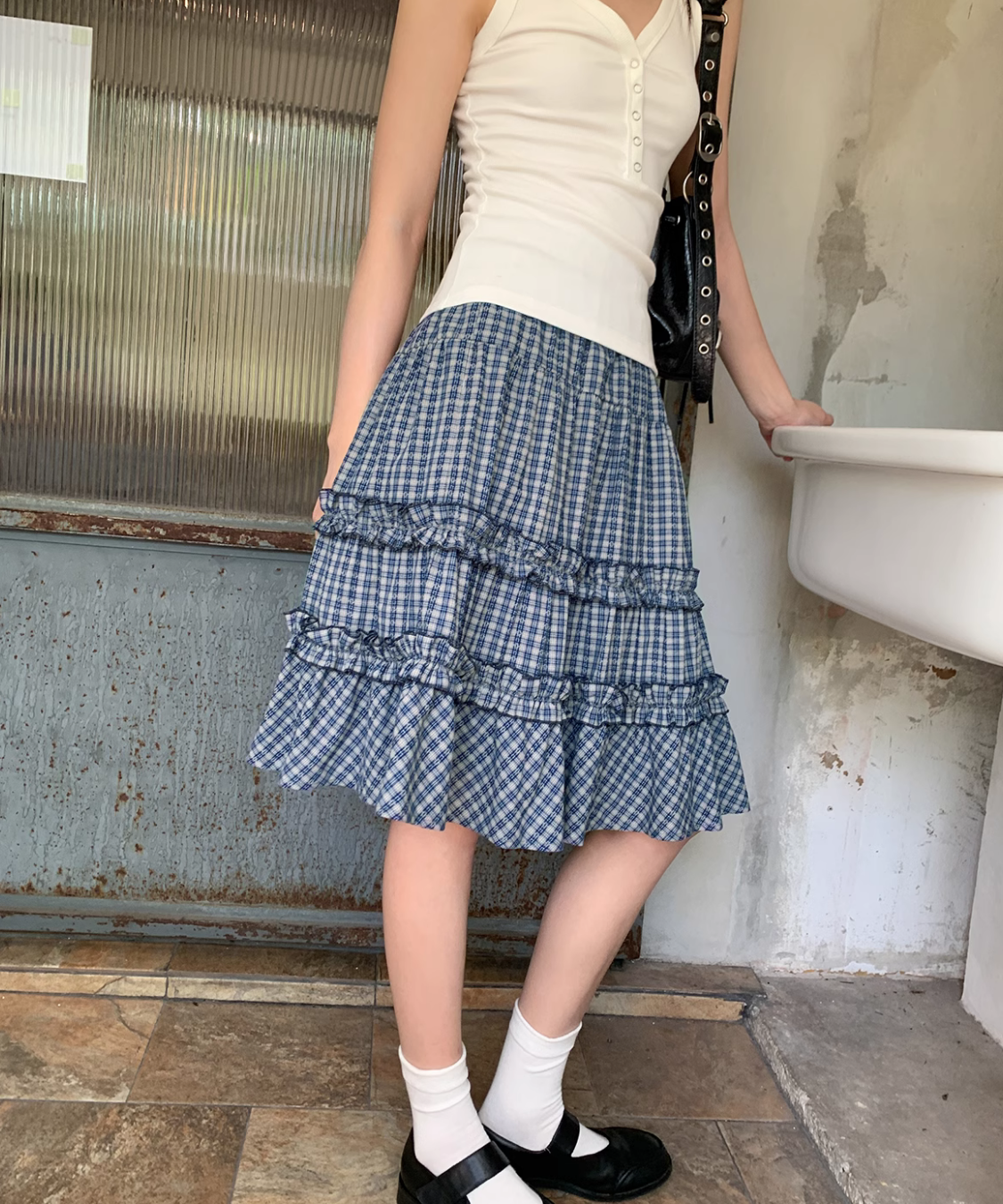 ティアードフリル膝丈チェックスカート