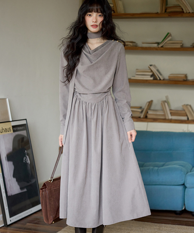 ウエストギャザードレープネックロングワンピース