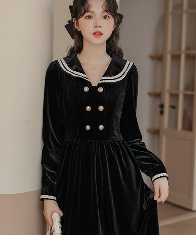 ベロアセーラーカラーダブルボタンワンピース