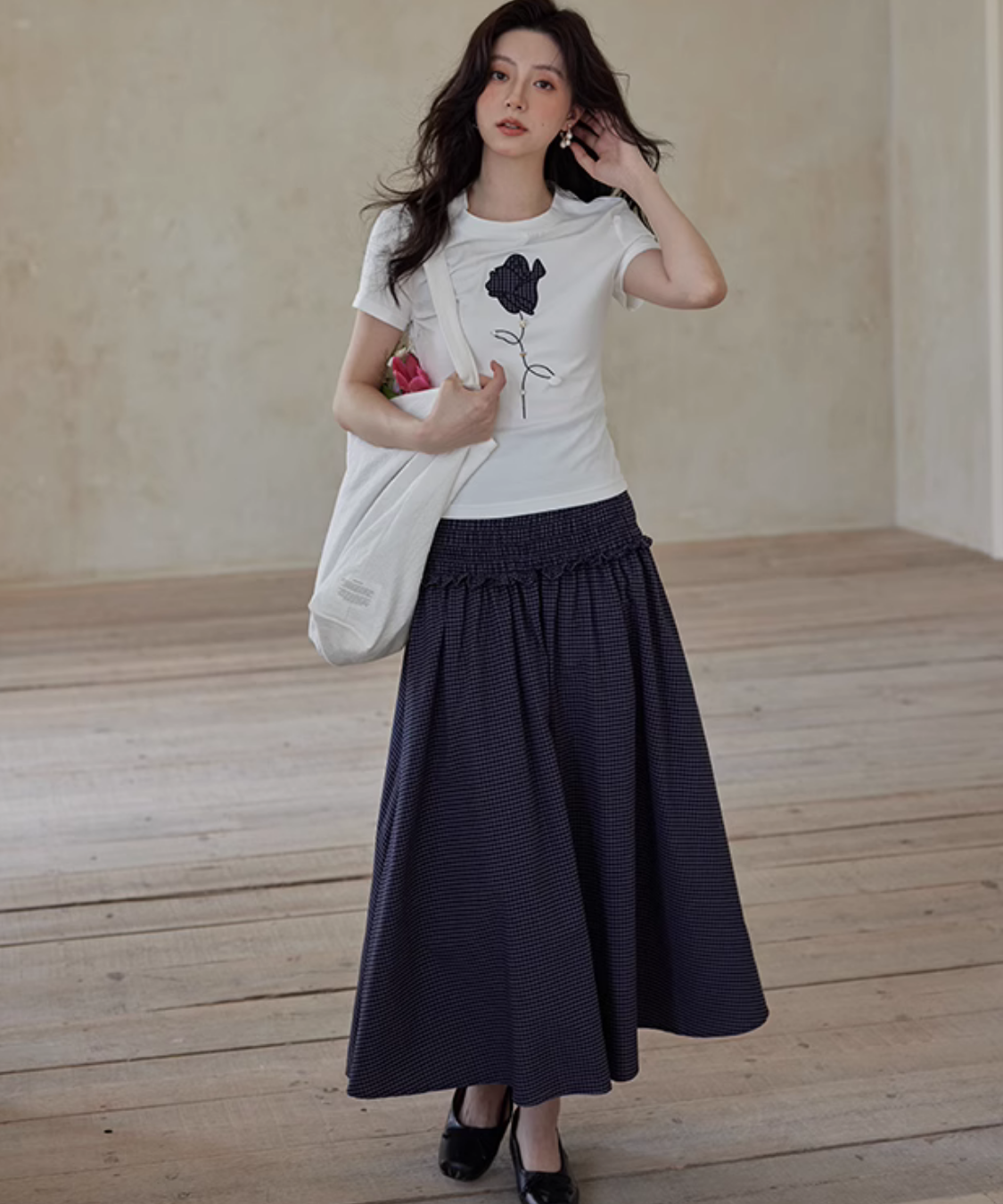 ワンポイントチェックフラワープリントTシャツ