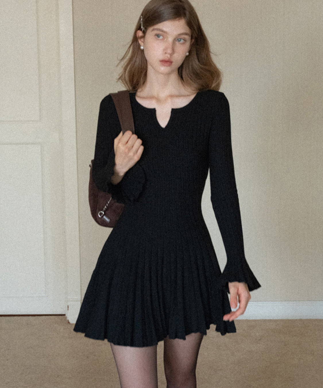 フレアスリーブプリーツニットワンピース