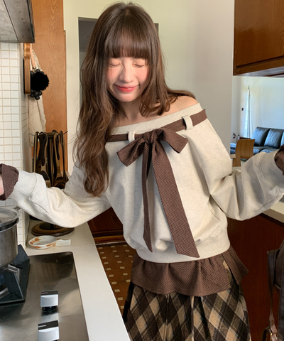 リボン付き配色オフショルダーレイヤード風プルオーバー