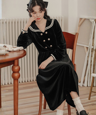 ベロアセーラーカラーダブルボタンワンピース