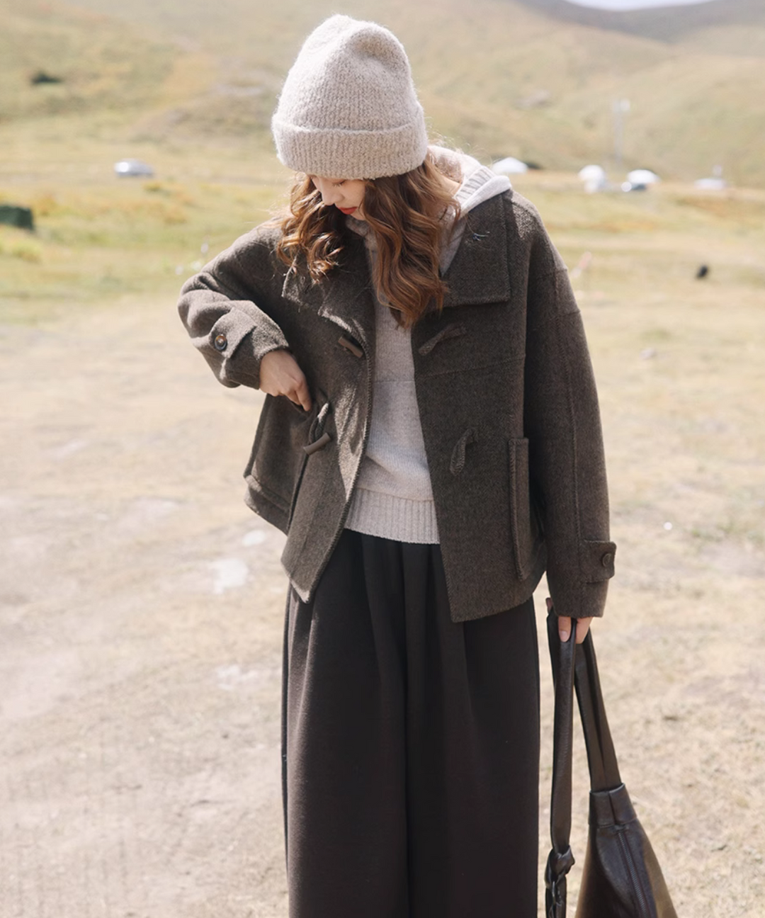 スタンドカラーヘリンボーンウールショートコート – jemiremi スタンドカラーヘリンボーンウールショートコート – jemiremi