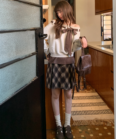 リボン付き配色オフショルダーレイヤード風プルオーバー