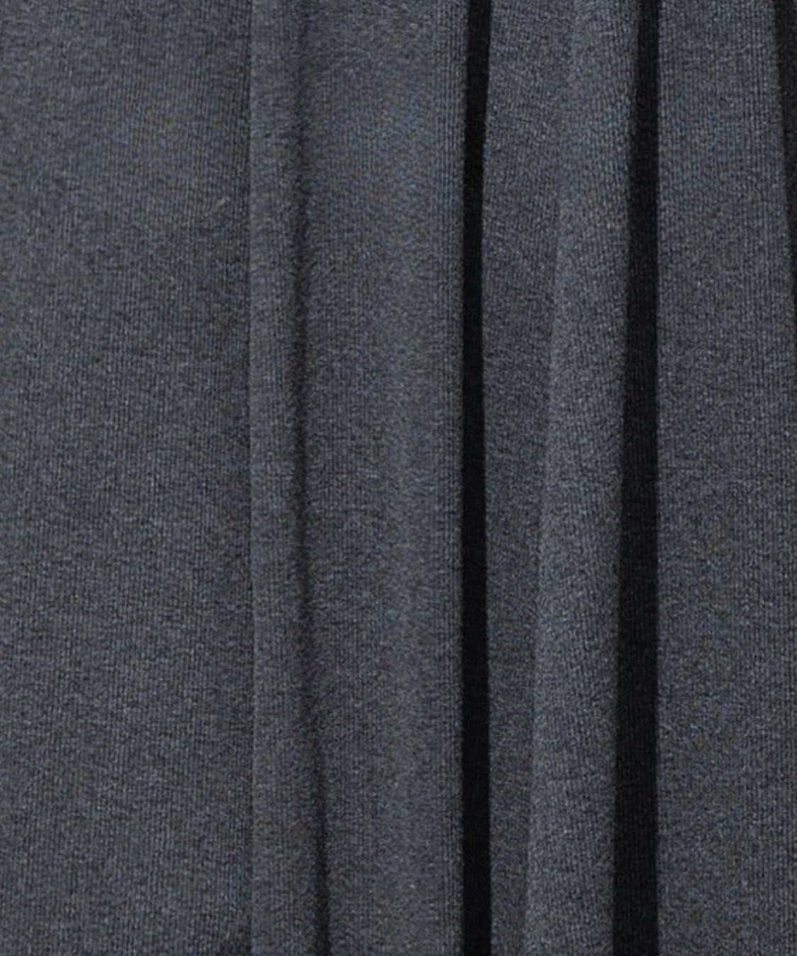 チェックカフスVネックフレアニットワンピース