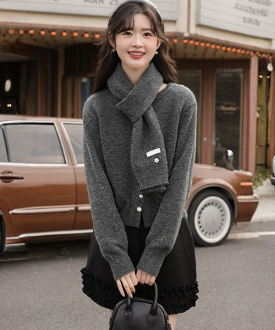 取り外しマフラー付きニットカーディガン