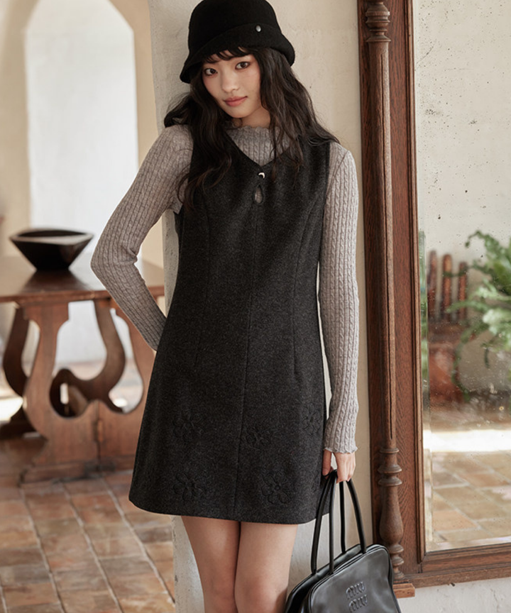 Vネックノースリーブミニワンピース – jemiremi（ジェミレミ）