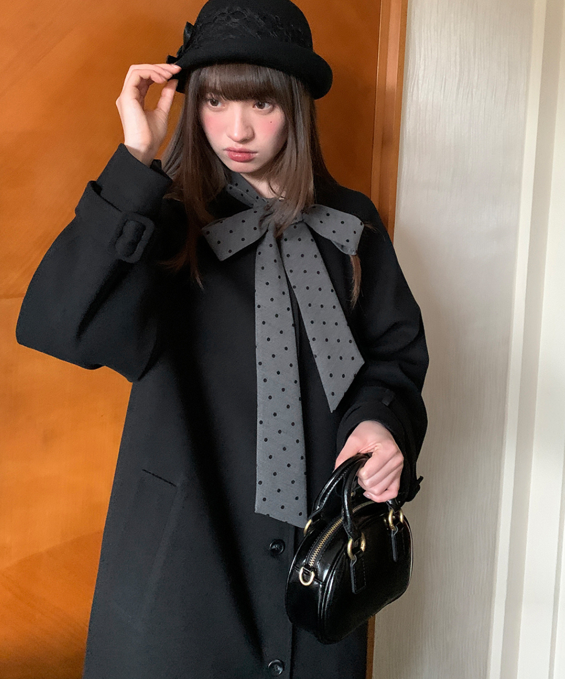 ドットリボン付きノーカラーコート