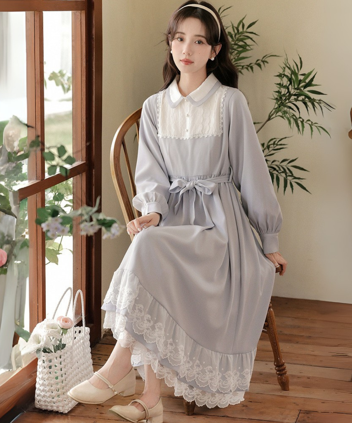 ラウンドカラー裾フリルレイヤード風ワンピース