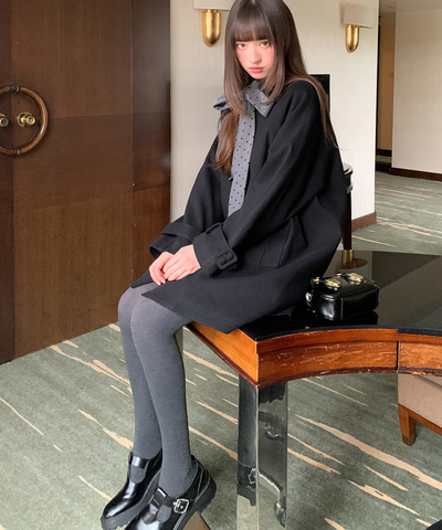 ドットリボン付きノーカラーコート