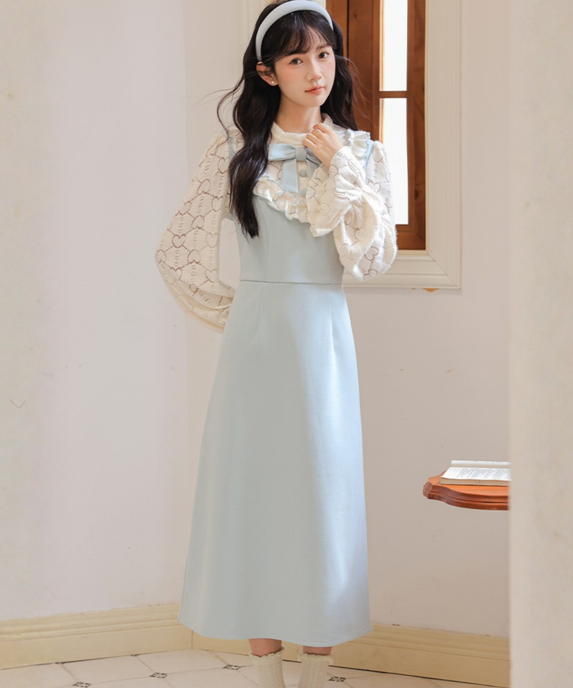 フリルリボンレーススリーブワンピース
