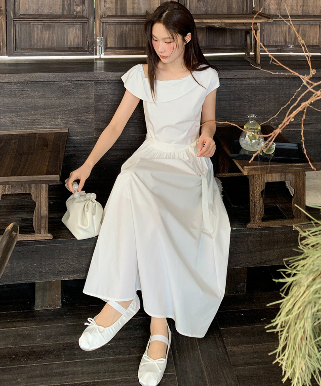 アシンメトリーフラットカラーベルト付きワンピース