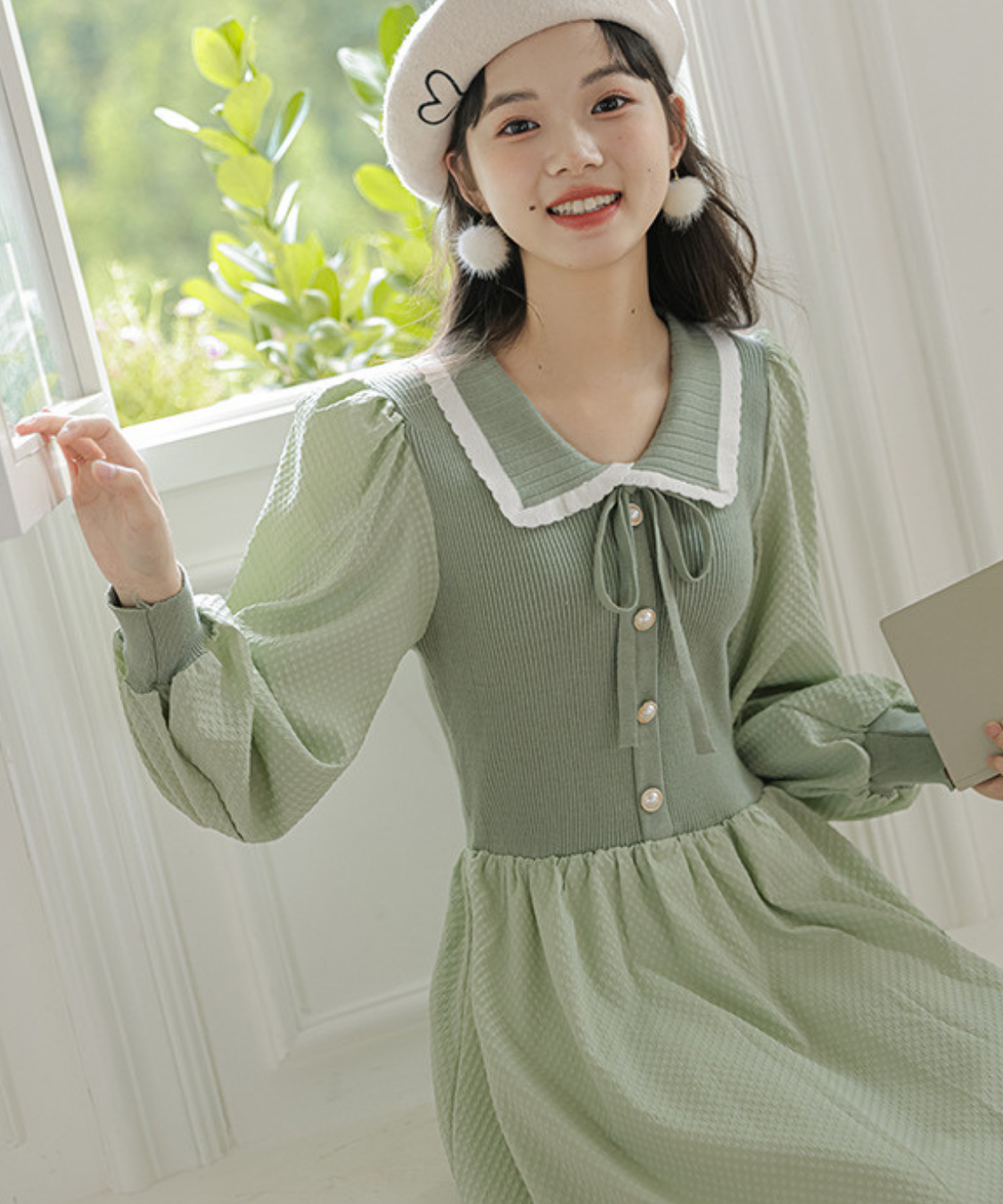 配色リブカラーバルーンスリーブフレアワンピース