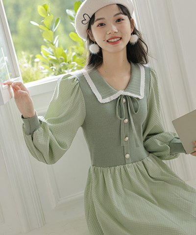 配色リブカラーバルーンスリーブフレアワンピース