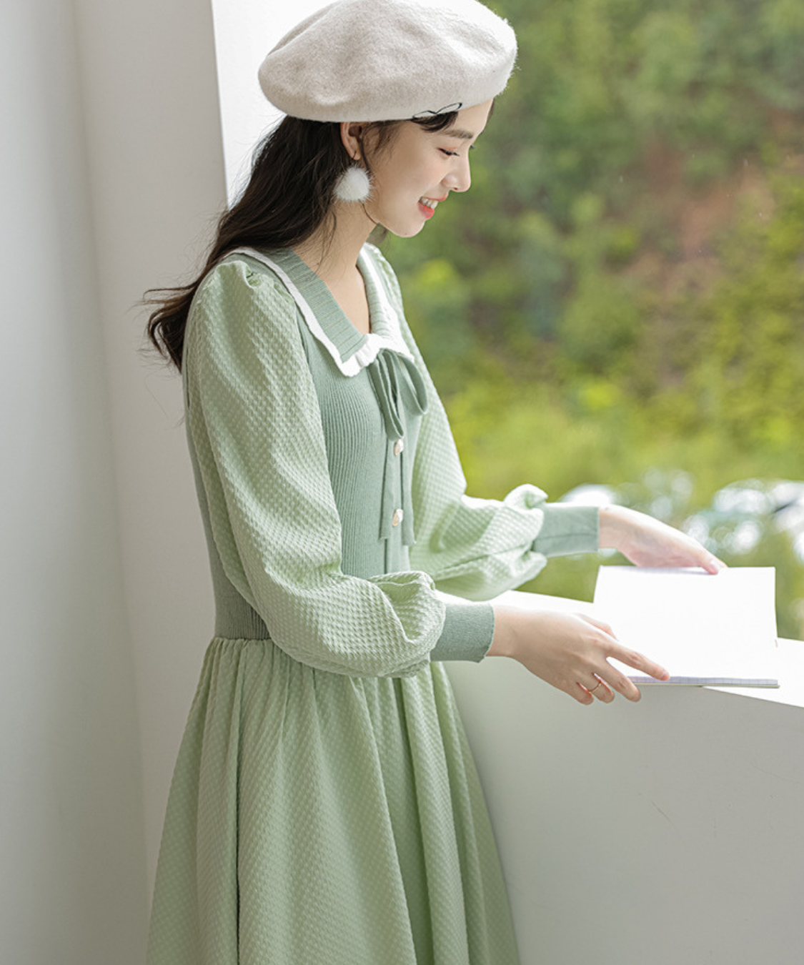 配色リブカラーバルーンスリーブフレアワンピース