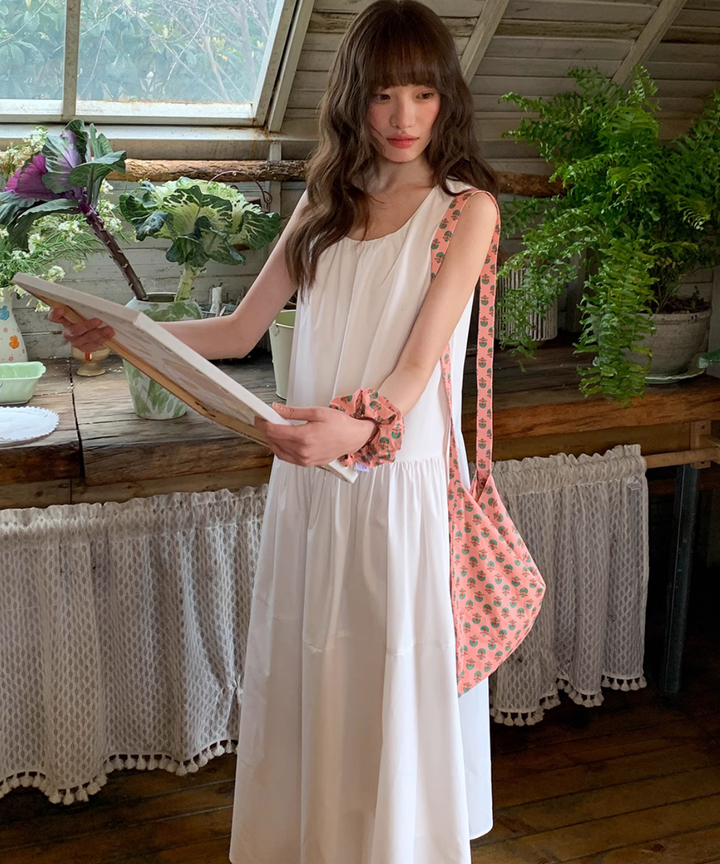 ノースリーブラウンドネックウエスト切り替えワンピース – jemiremi