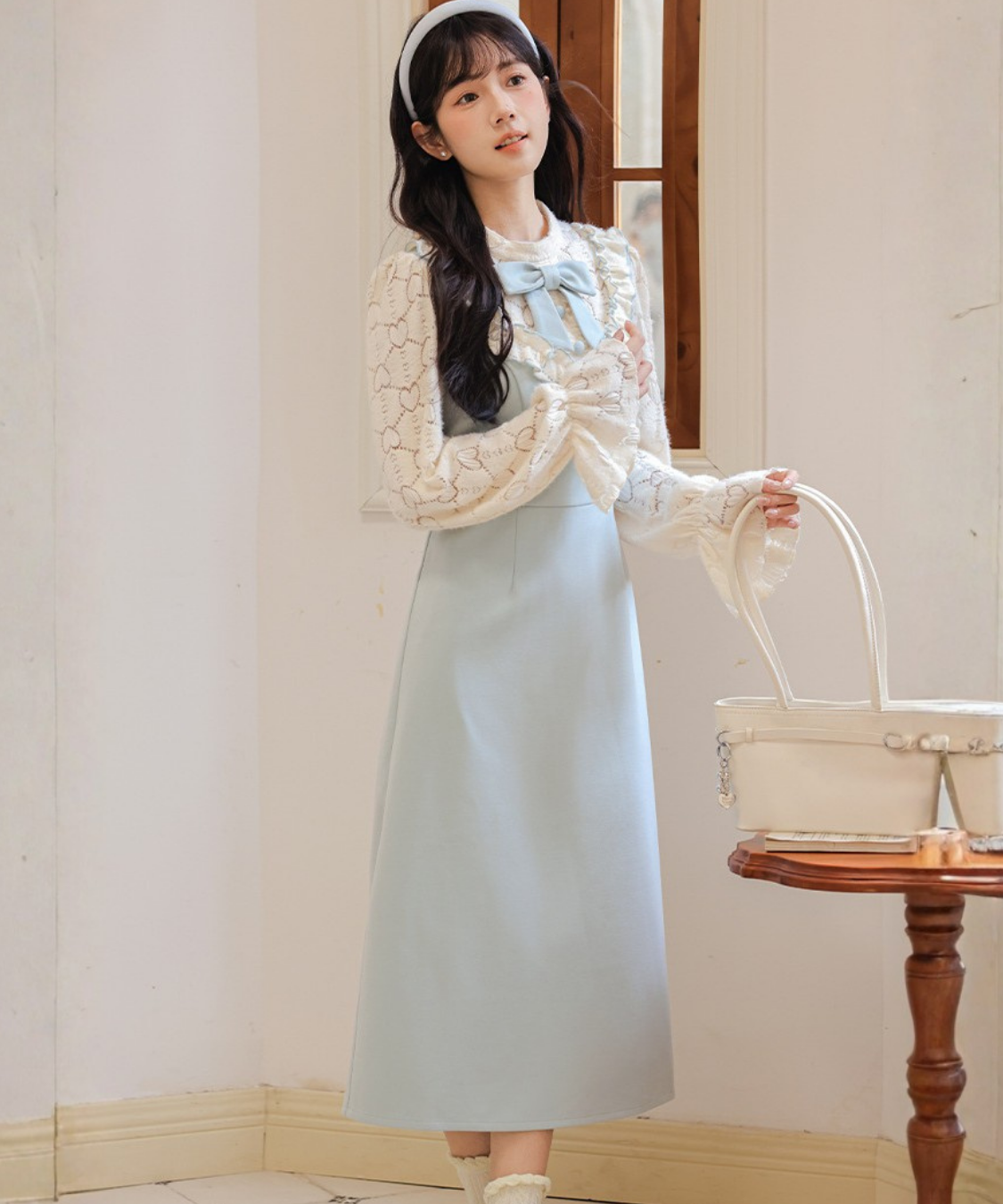 フリルリボンレーススリーブワンピース