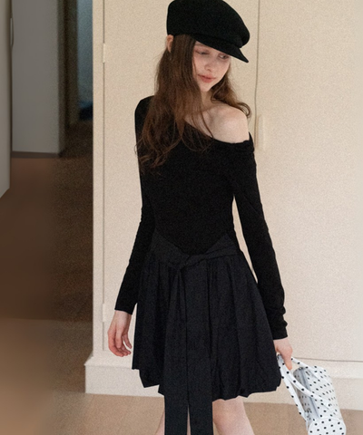 アシンメトリーネックバルーンスカートミニワンピース