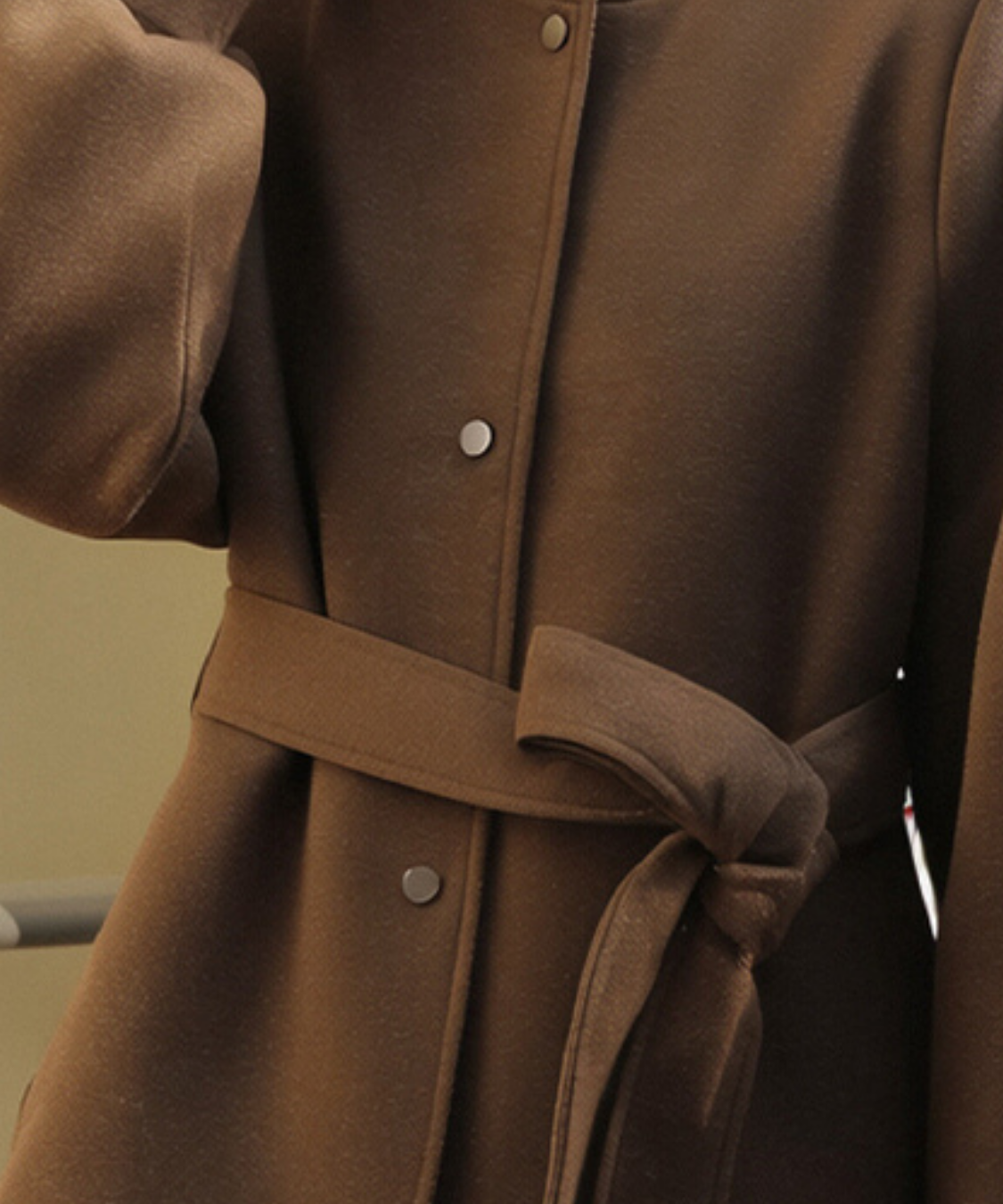 ノーカラーウエストリボンショートコート