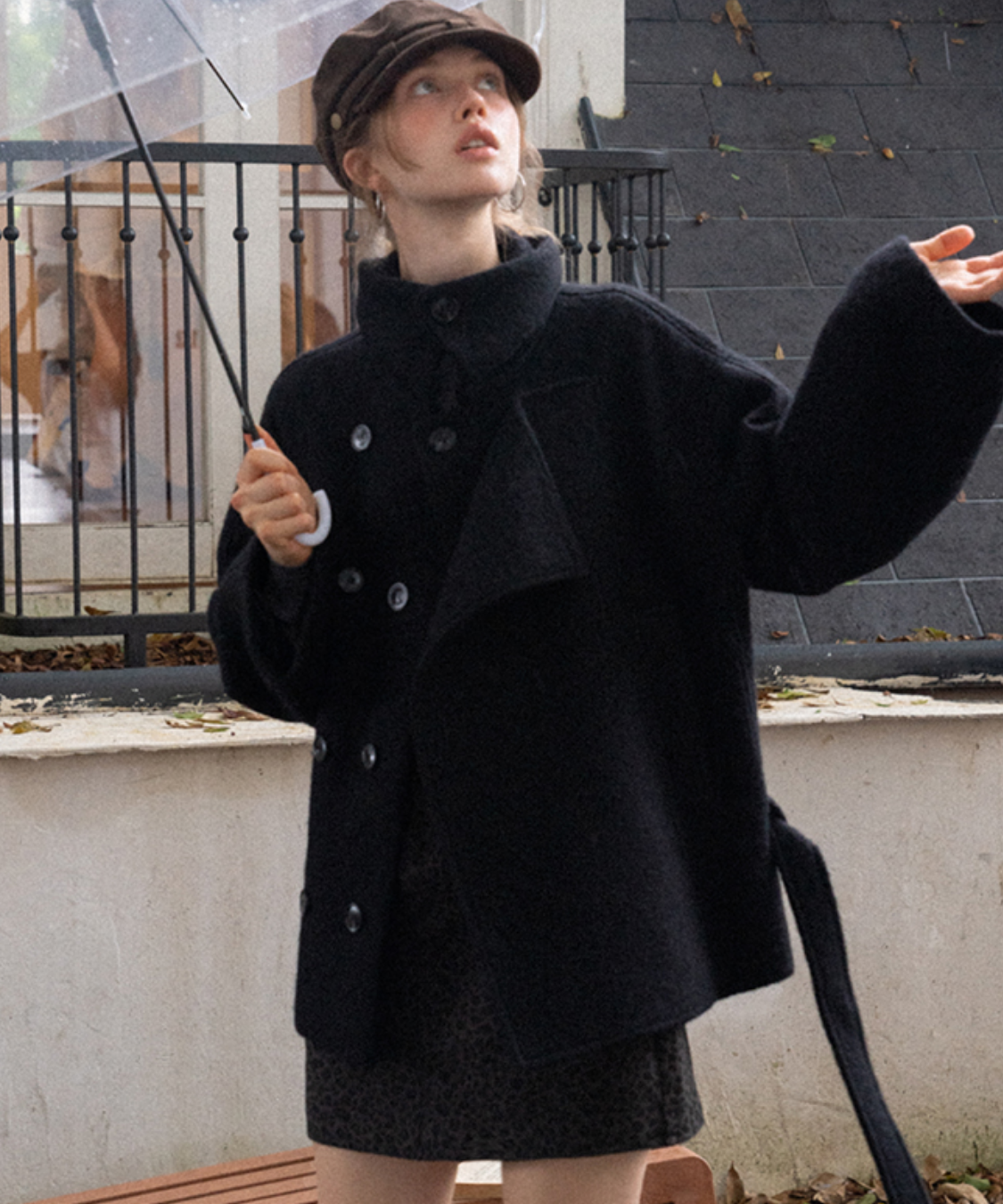 ダブルボタンベルテッドショートジャケット