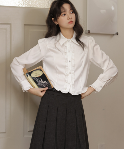 シャツカラーフロントフリルパールボタンブラウス