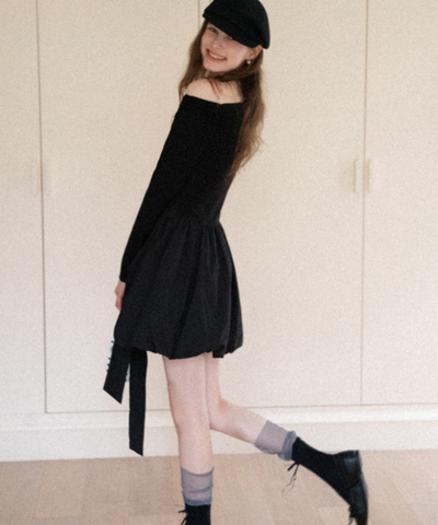 アシンメトリーネックバルーンスカートミニワンピース