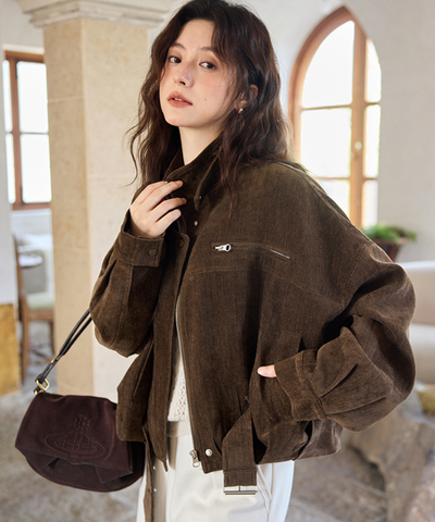 スタンドカラーベルト付きショートジャケット