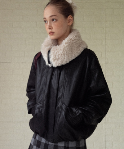 オーバーサイズボアカラーフェイクレザージャケット