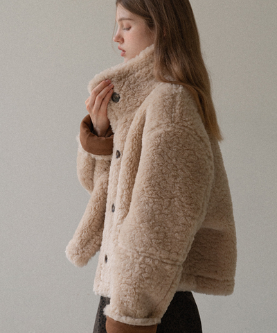 スエード調スタンドカラーリバーシブルボアジャケット