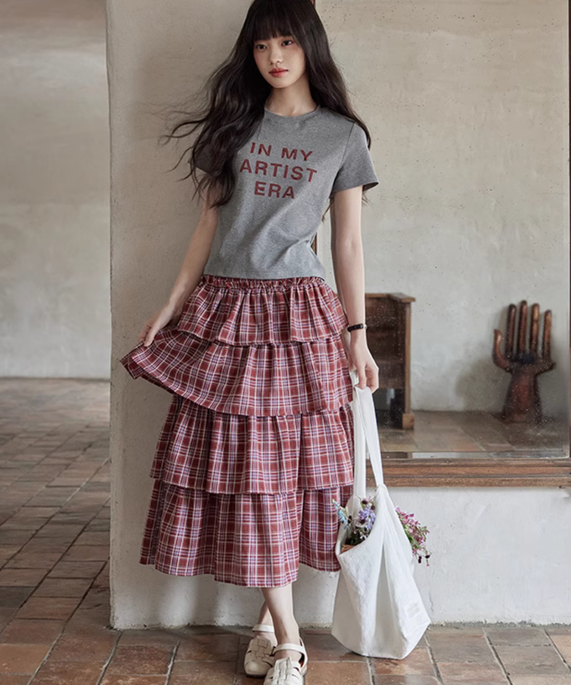 クルーネックバックドロストロゴTシャツ