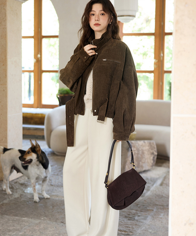 スタンドカラーベルト付きショートジャケット