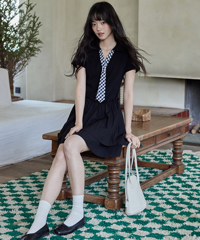 ギンガムチェックフェイクネクタイ付きティアードワンピース