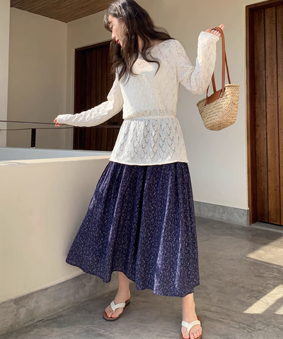 小花柄Aラインロングスカート