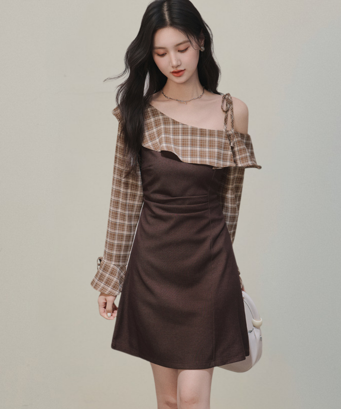 ワンショルダーチェック柄フリルワンピース