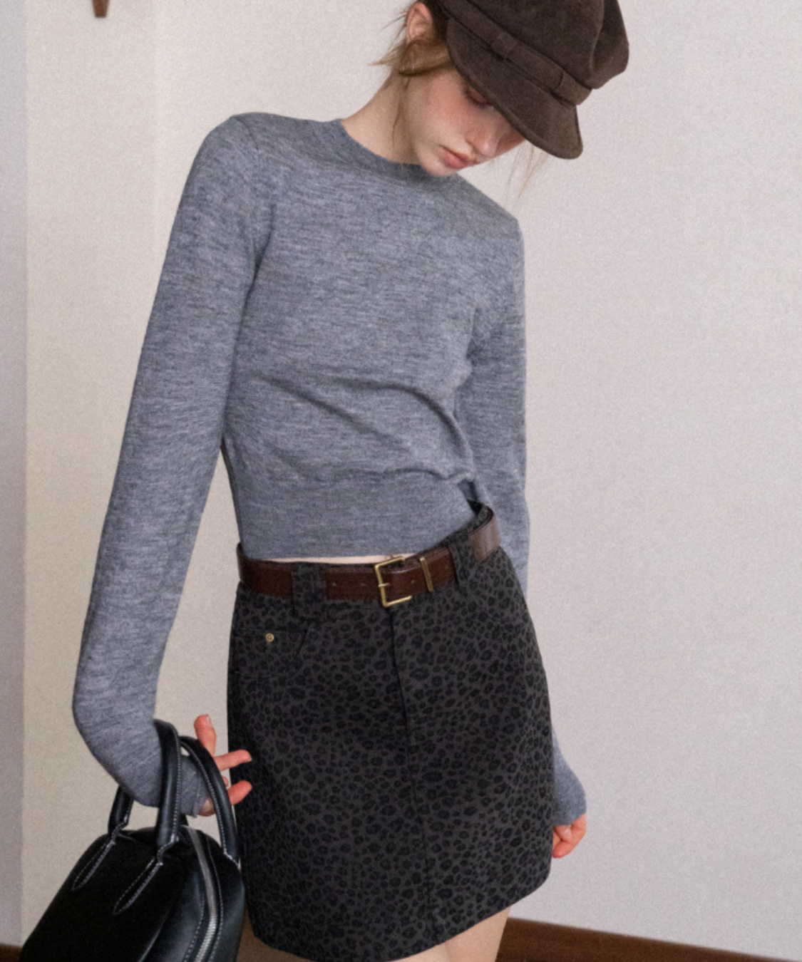 スリムフィットリブニットショートトップス