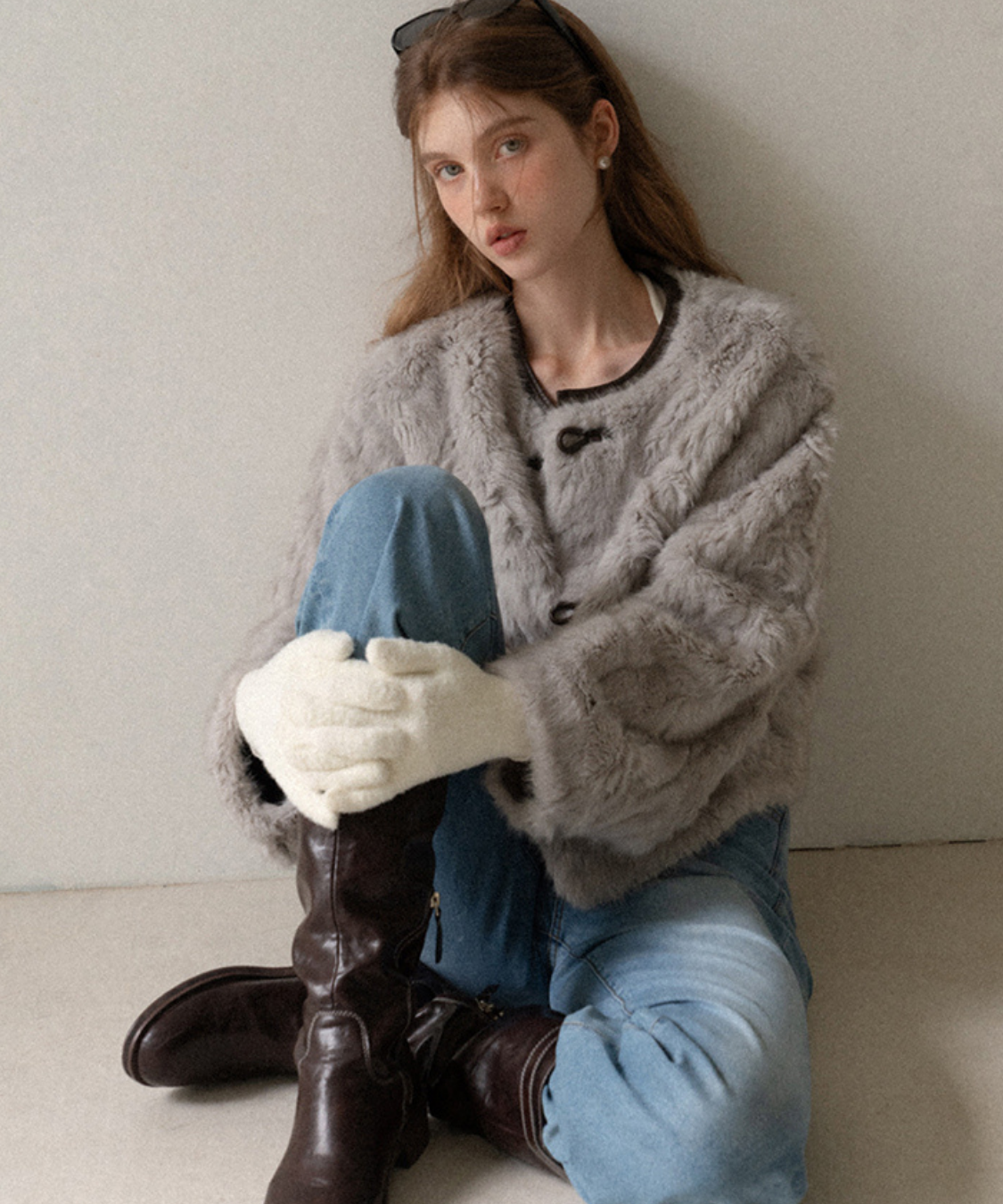 フェイクファーノーカラートグルボタンジャケット