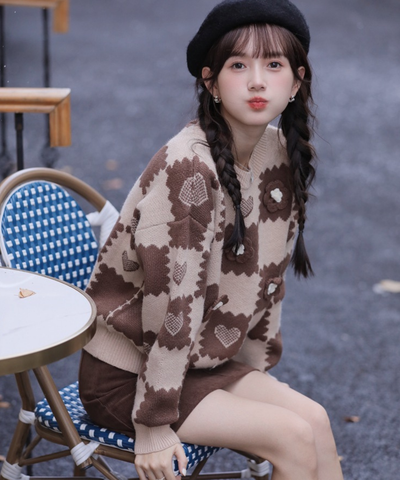 フラワーモチーフハート柄クルーネックニット