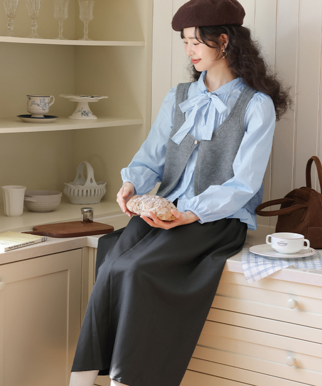 裾プリーツボウタイブラウス＋ショートニットベスト 2点セット