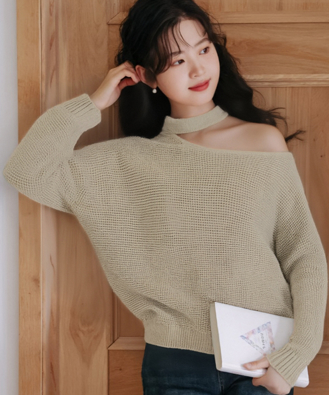 チョーカーデザインオフショルダーニット