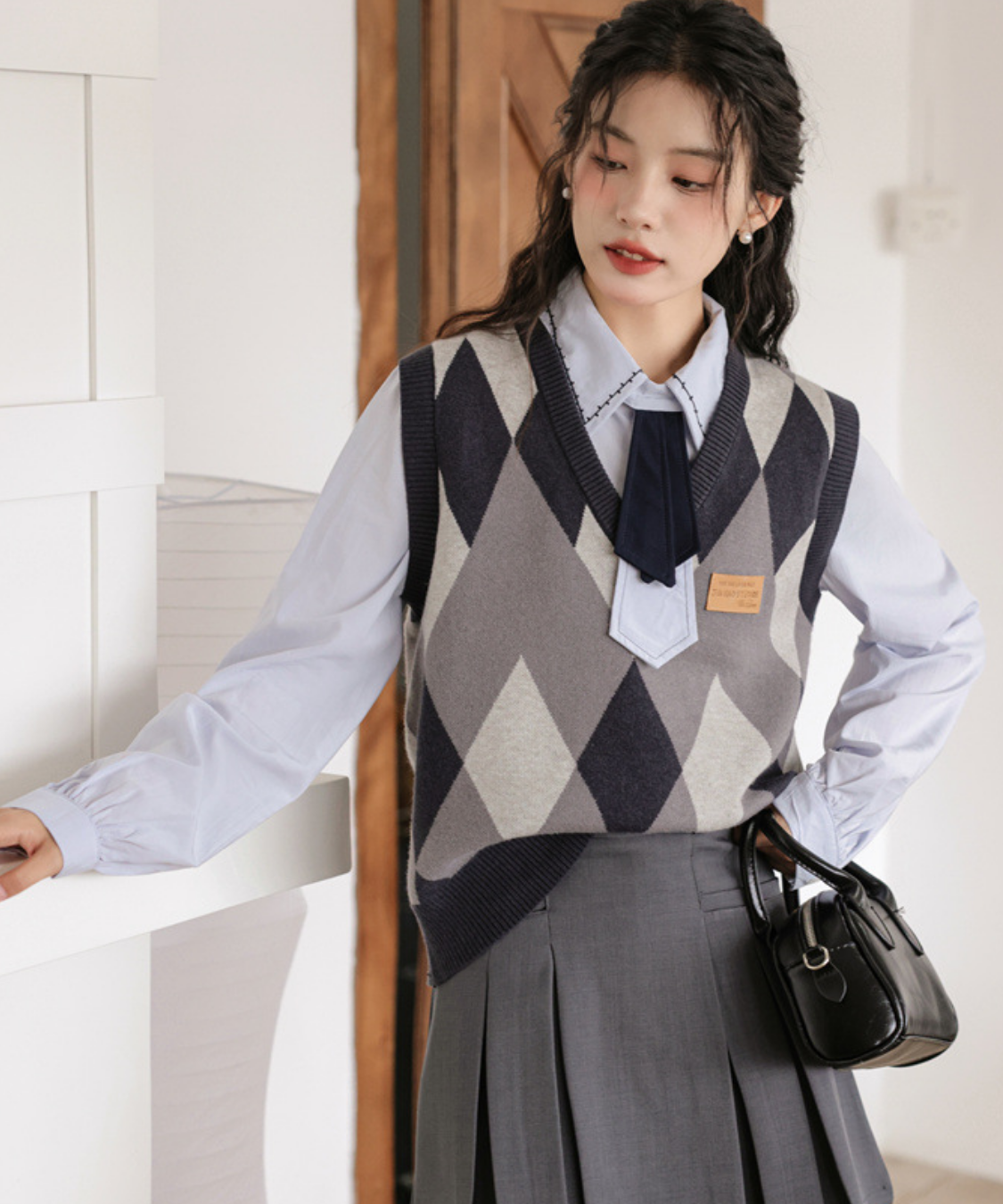 ステッチカラーリボンタイシャツブラウス