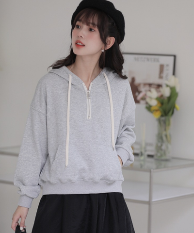 ハーフジップスウェットパーカー